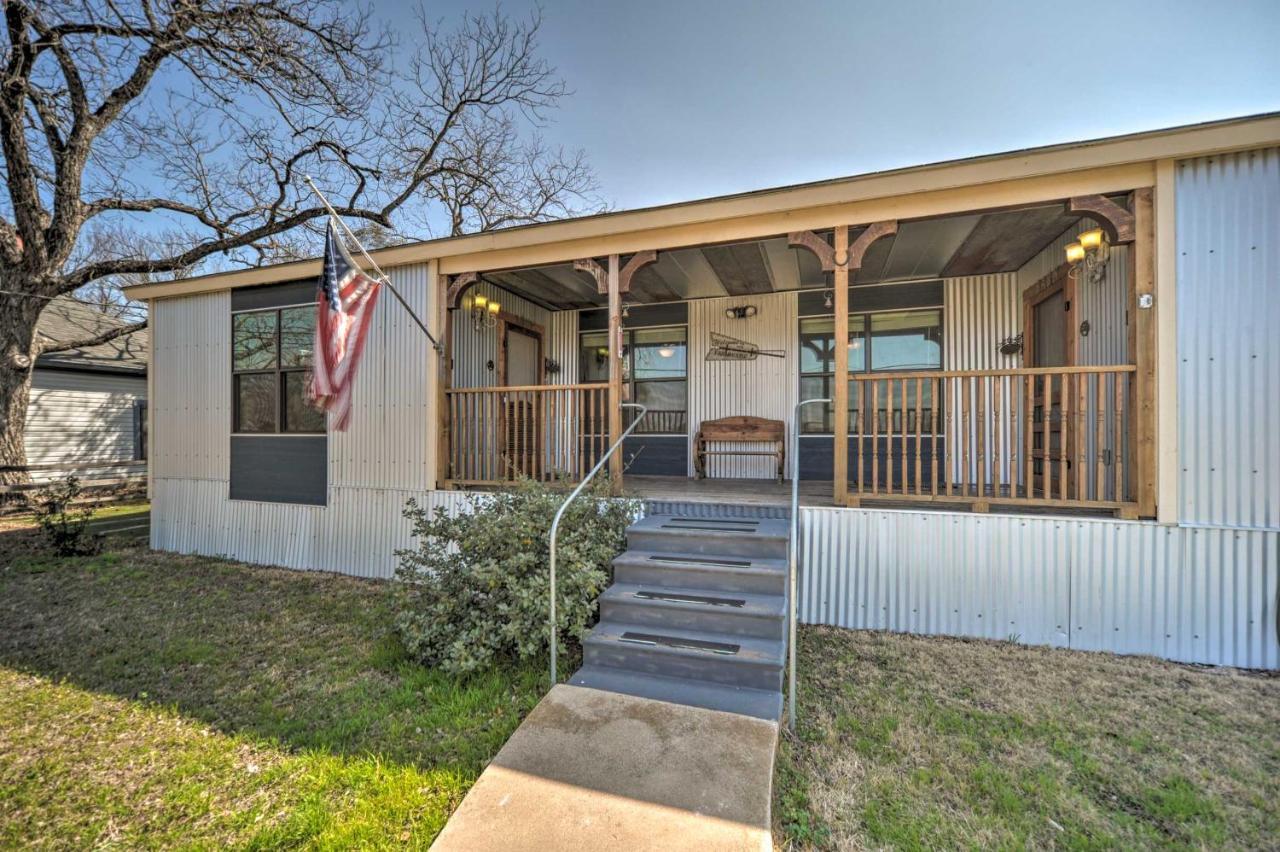 The Barn Texas Wine Country Vacation Rental Fredericksburg Exterior photo